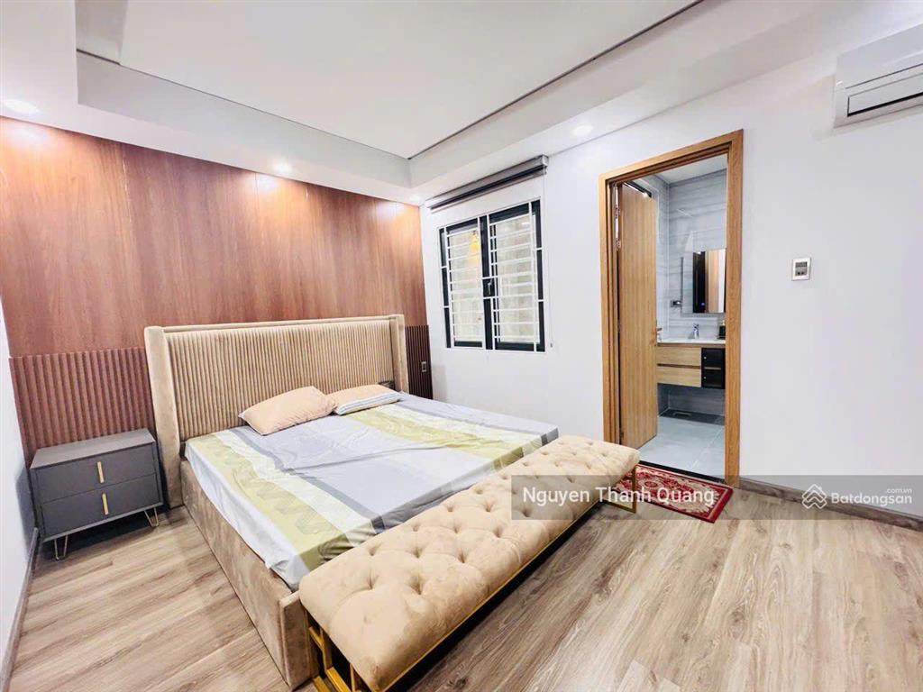Nhà mặt đường có thang máy  phường bắc nha trang 7 tầng gồm 7pn 7vs 18 tỷ gần biển hòn chồng