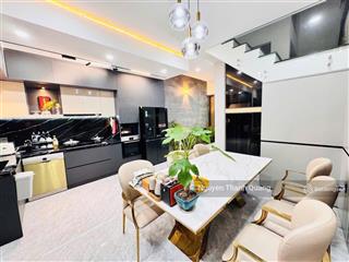 Nhà mặt đường có thang máy  phường bắc nha trang 7 tầng gồm 7pn 7vs 18 tỷ gần biển hòn chồng