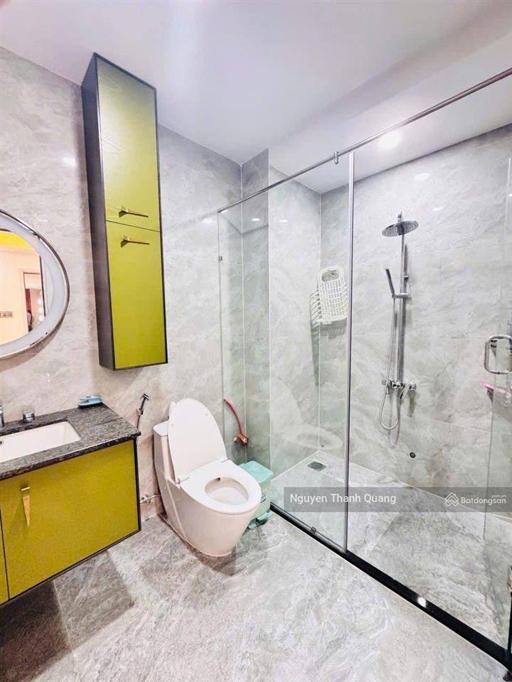 Nhà mặt đường có thang máy  phường bắc nha trang 7 tầng gồm 7pn 7vs 18 tỷ gần biển hòn chồng