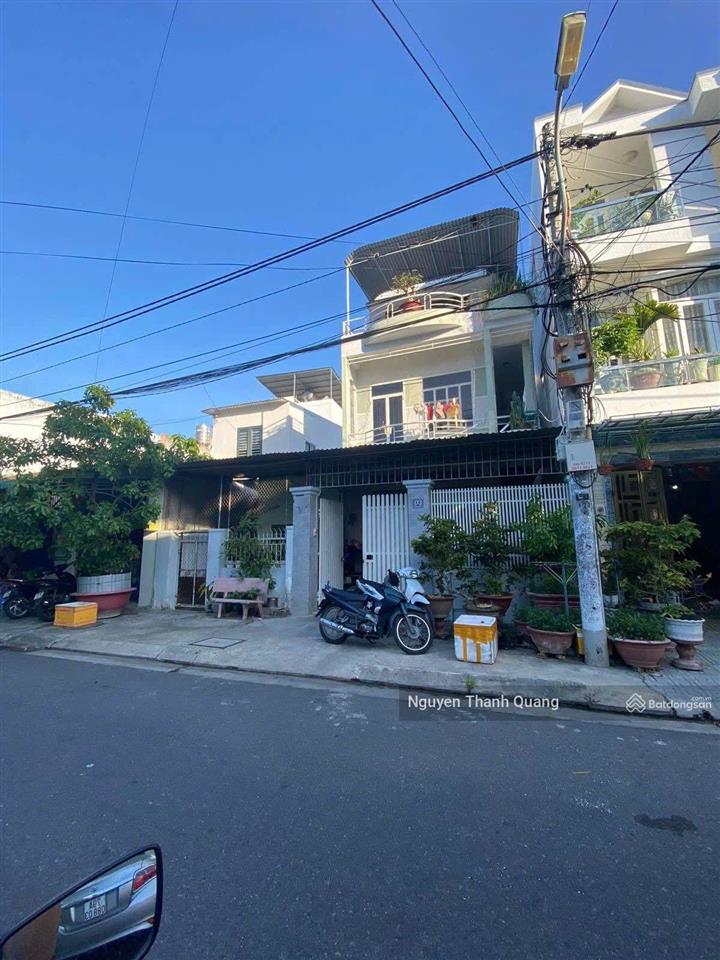 Nhà 2 tầng 169m2 ngang 9,2m mặt đường khu bàn cờ phường nam nha trang gần biển  18 tỷ