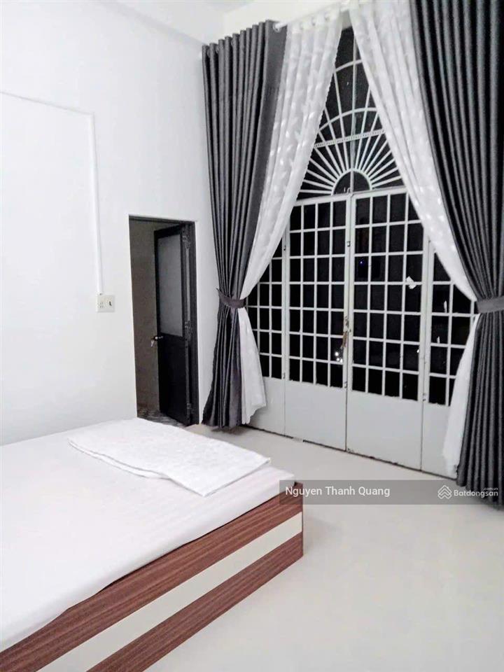 Khách sạn 5 tầng 15 phòng mặt đường hoàng diệu 20m  cách biển 500m  17 tỷ  124m2 ngang 5,84m