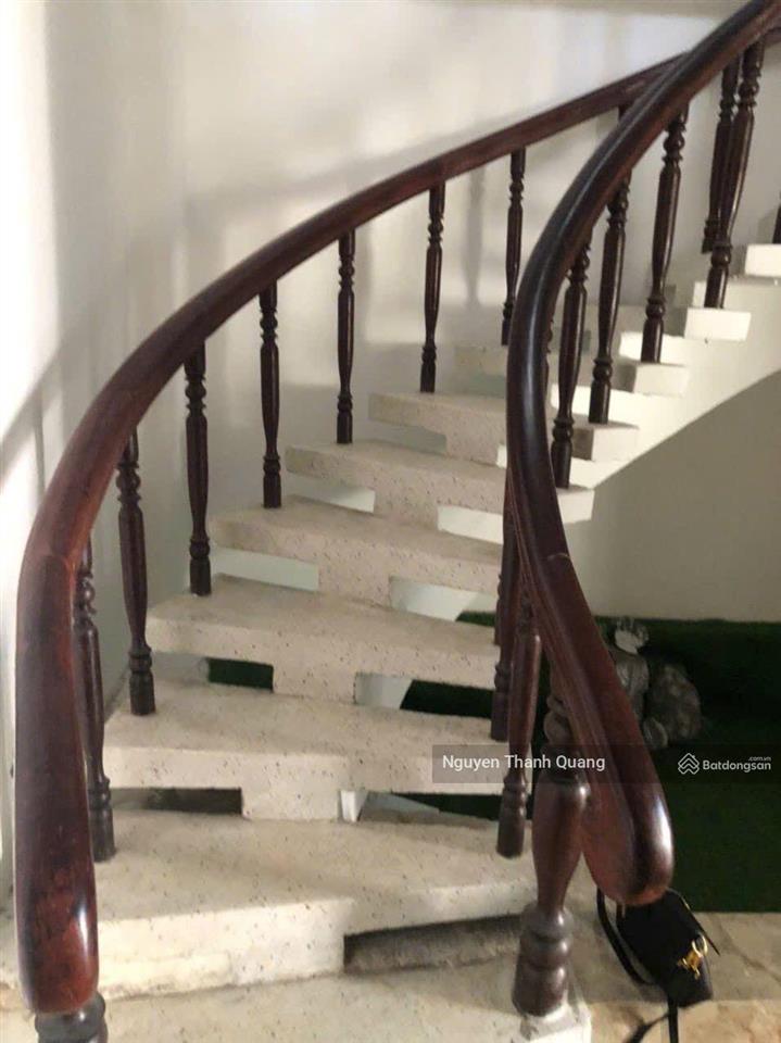Khách sạn 5 tầng 15 phòng mặt đường hoàng diệu 20m  cách biển 500m  17 tỷ  124m2 ngang 5,84m