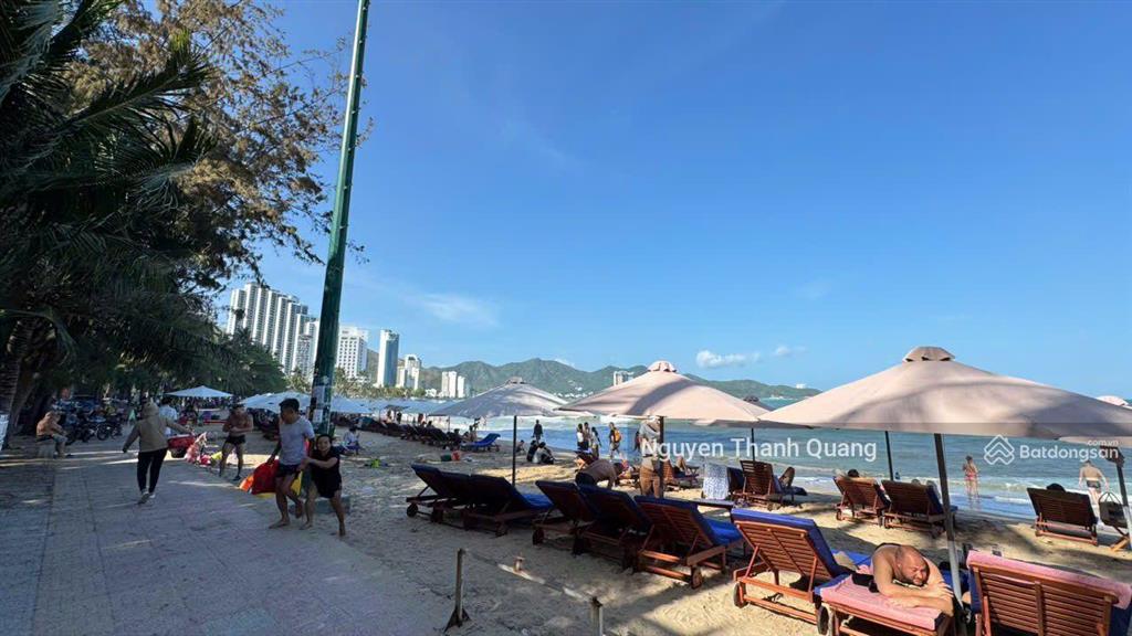 Nhà góc 2 mặt đường kinh doanh ngay bãi tắm hòn chồng 15,5 tỷ  cho thuê dòng tiền 30tr mỗi tháng