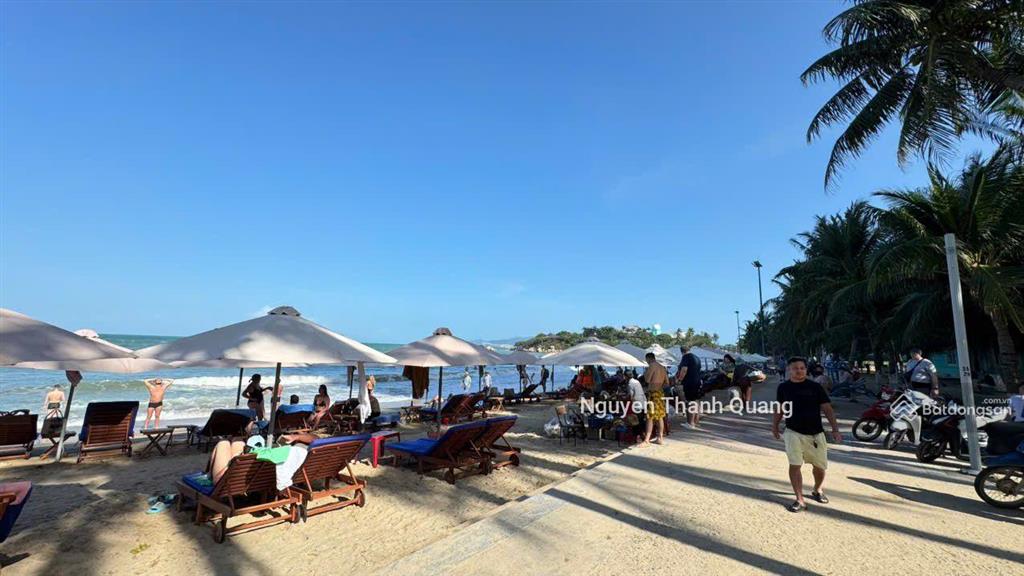 Nhà góc 2 mặt đường kinh doanh ngay bãi tắm hòn chồng 15,5 tỷ  cho thuê dòng tiền 30tr mỗi tháng