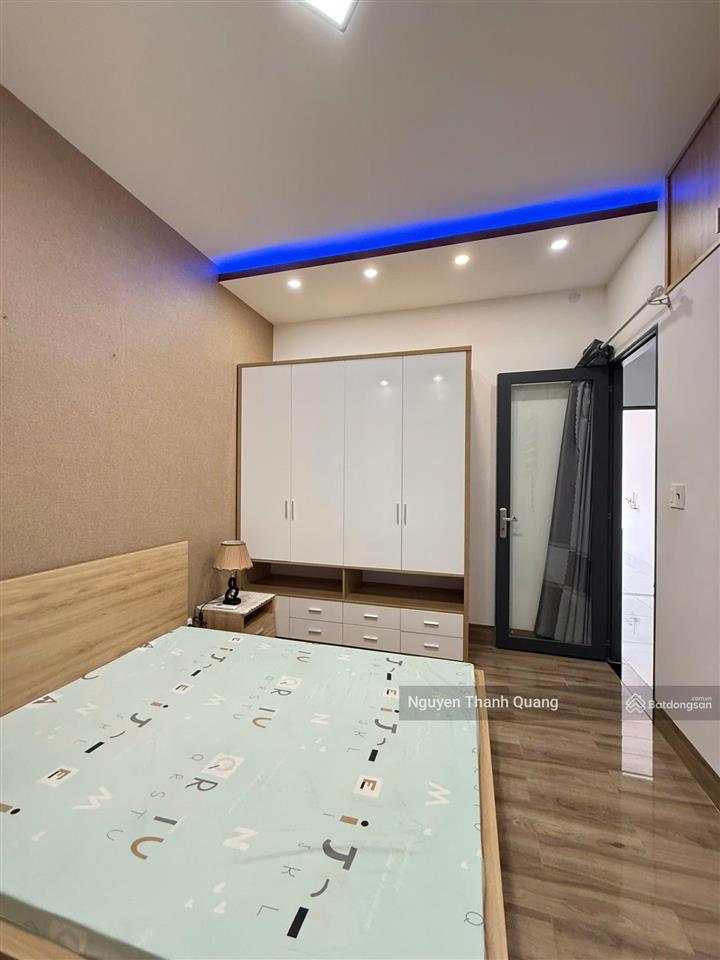 Nhà 3 tầng  7,8 tỷ tttp gần siêu thị coopmart nha trang