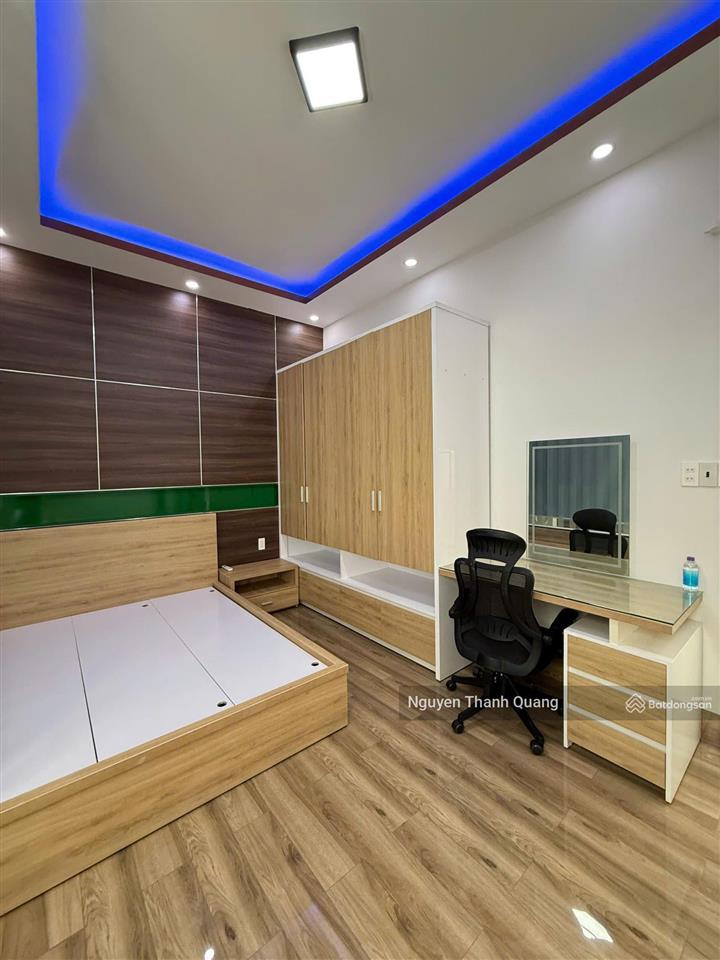 Nhà 3 tầng  7,8 tỷ tttp gần siêu thị coopmart nha trang