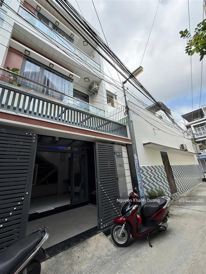 Nhà 3 tầng  7,8 tỷ tttp gần siêu thị coopmart nha trang