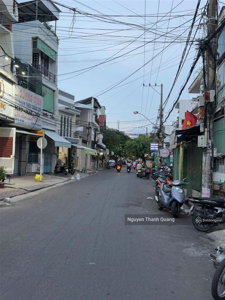 Góc 2 mặt đường 159m2 ngang 6m mặt đường kinh doanh buôn bán tttp nha trang 11,5 tỷ tặng nhà cấp 4