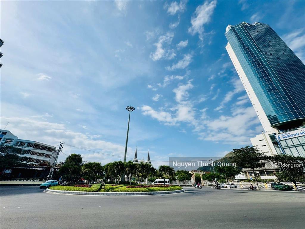 Nhà tttp nha trang  3 tầng mới gần cách biển 600m 3pn3wc 6,9 tỷ