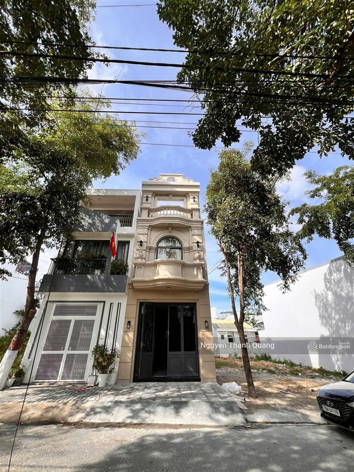Nhà tân cổ điển 3 tầng 6 tỷ giáp khu đô thị charmoracity nha trang