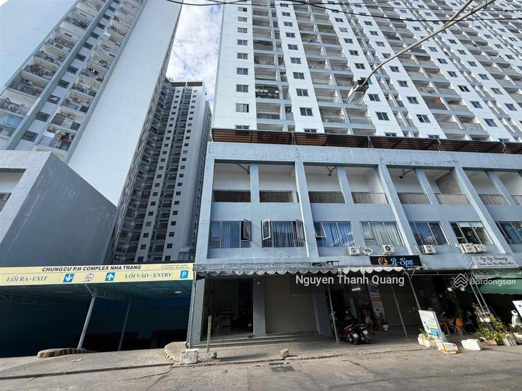Homestay 171m2 ngang 7m  nhà vườn ngay cạnh biển tttp nha trang