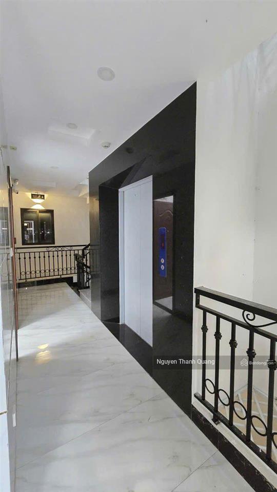 Toà nhà mới 9 tầng 22 căn hộ riêng biệt giáp cạnh bãi tắm hòn chồng  thang máy, pccc đầy đủ 29 tỷ