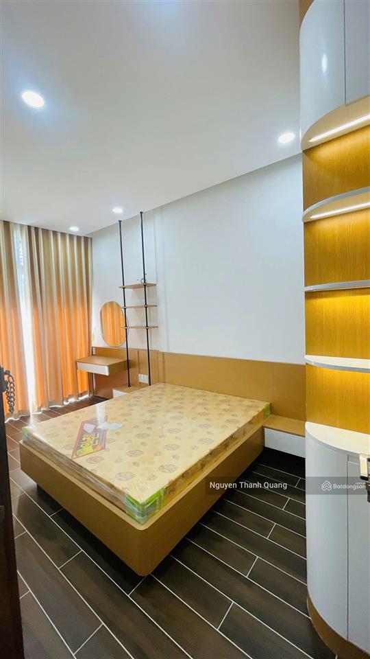 Nhà 3 tầng cách biển 600m giá 5,8 tỷ