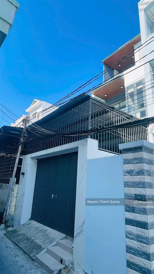 Nhà 3 tầng cách biển 600m giá 5,8 tỷ