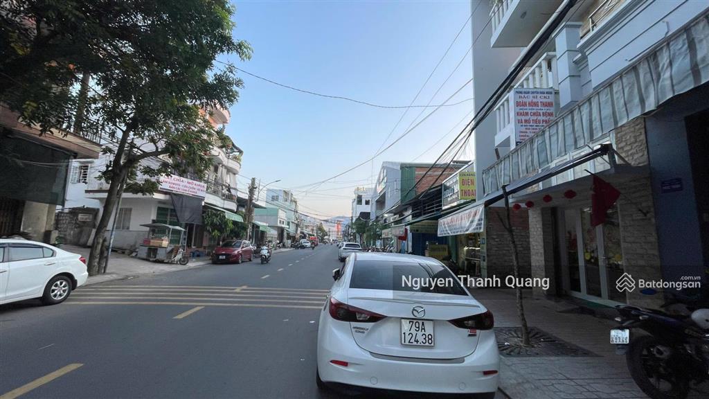 Nhà 3 tầng mặt đường kinh doanh cạnh siêu thị lotte nha trang 8,5 tỷ