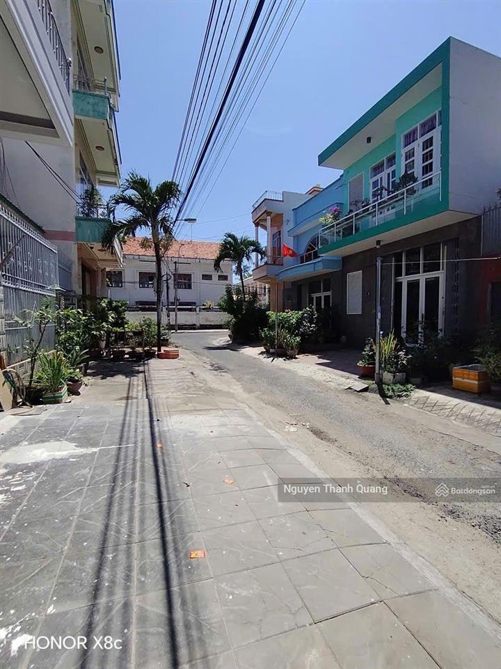 Nhà 84m ngang 6m 2 tầng gần tttp nha trang 6 tỷ