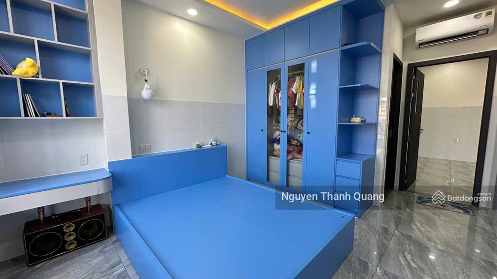 Nhà 3 tầng 4 phòng ngủ 3 vệ sinh gần biển nha trang gần chợ vĩnh hải