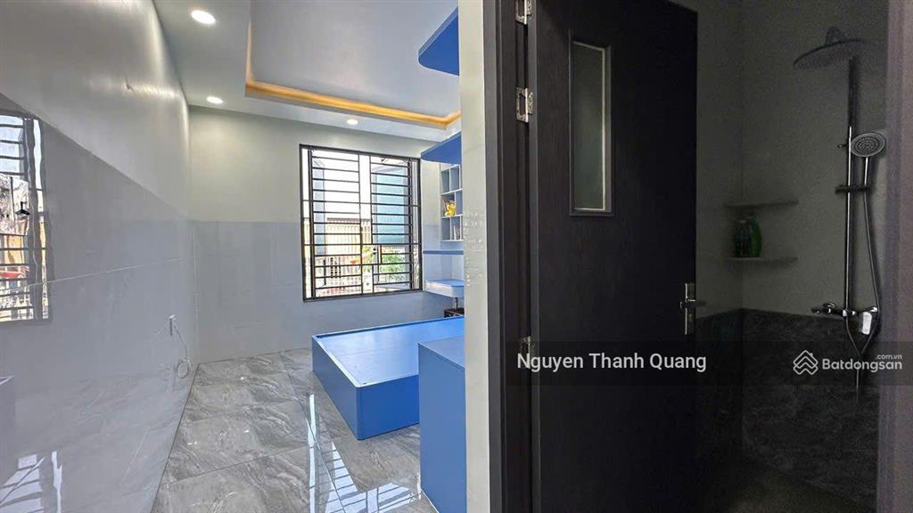 Nhà 3 tầng 4 phòng ngủ 3 vệ sinh gần biển nha trang gần chợ vĩnh hải