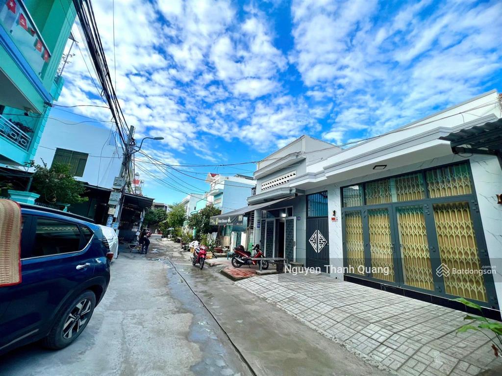 Nhà 3 phòng ngủ 4 vệ sinh 90m2 ngang 6m đường nhựa 10m 5,439 tỷ