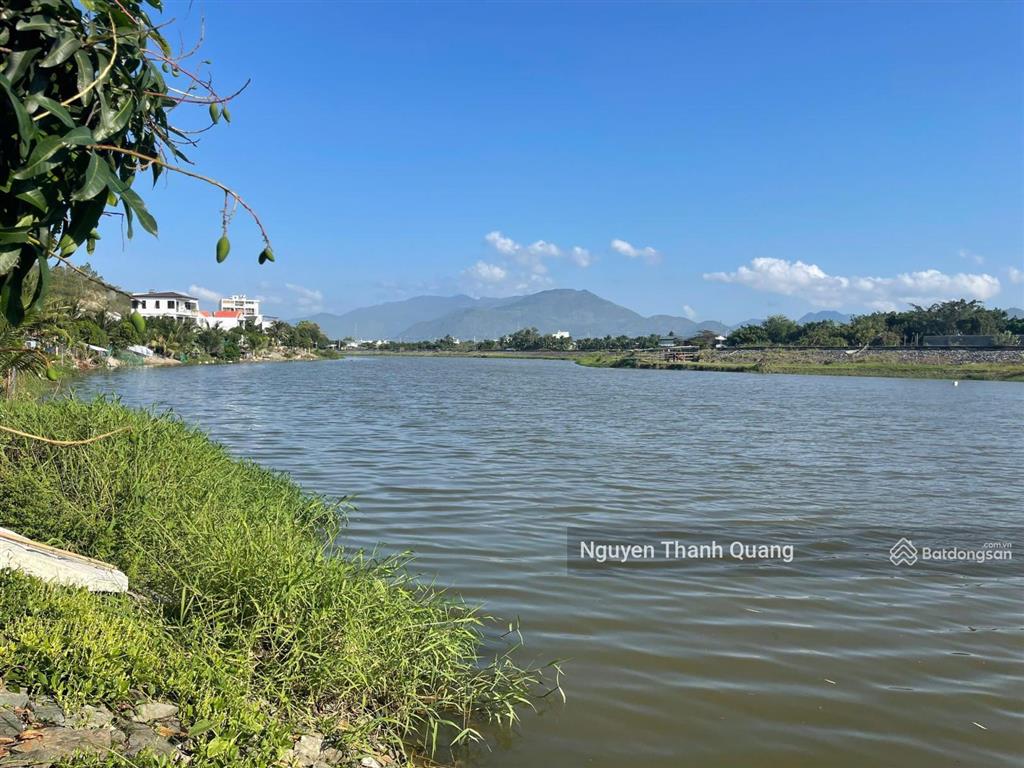 150m² ngang 10m đất nha trang view sông có sẵn 3 phòng trọ 6,6 tỷ xây tự do