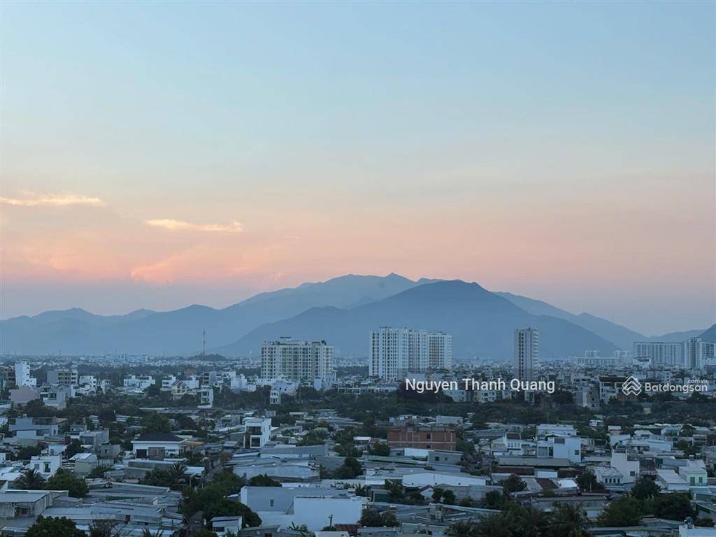 Căn hộ 3 phòng ngủ hiếm đẹp trung tâm nha trang 3,5 tỷ sổ đỏ chuẩn pháp lý