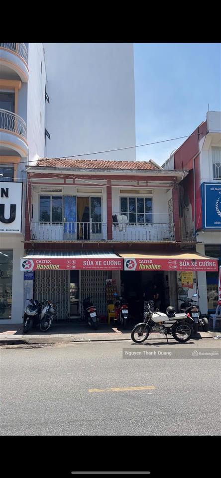 Nhà mặt ngang 7,05m đường kinh doanh ngay biển hòn chồng nha trang