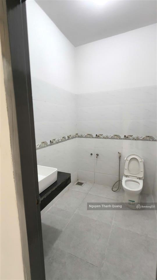 Nhà mặt đường kinh doanh 7,5 tỷ 3 tầng cách biển 2km mặt đường nhựa 13m cho thuê 15tr/tháng
