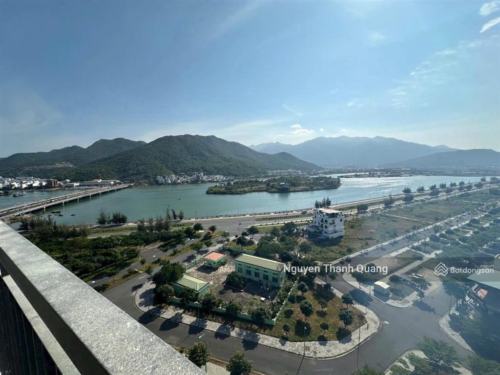 Căn hộ siêu đẹp phường nam nha trang  view ngắm pháo hoa từ khu đô thị charmora city