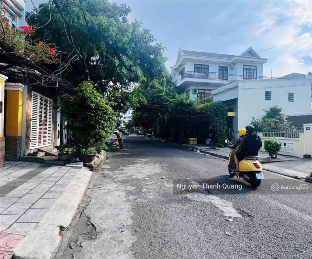 Mặt đường bàn cờ nha trang hiếm đẹp mặt đường kinh doanh