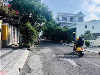 Mặt đường bàn cờ nha trang hiếm đẹp mặt đường kinh doanh