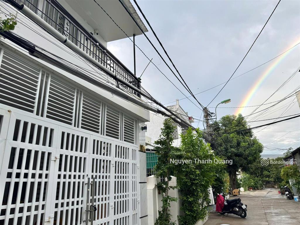 Nhà 3 trung tâm nha trang 7,2 tỷ tiện ích đầy đủ xung quanh