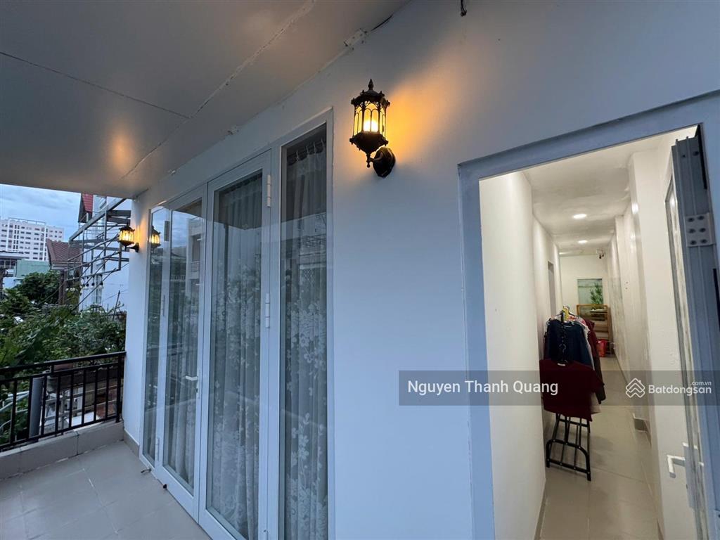 Nhà 3 trung tâm nha trang 7,2 tỷ tiện ích đầy đủ xung quanh