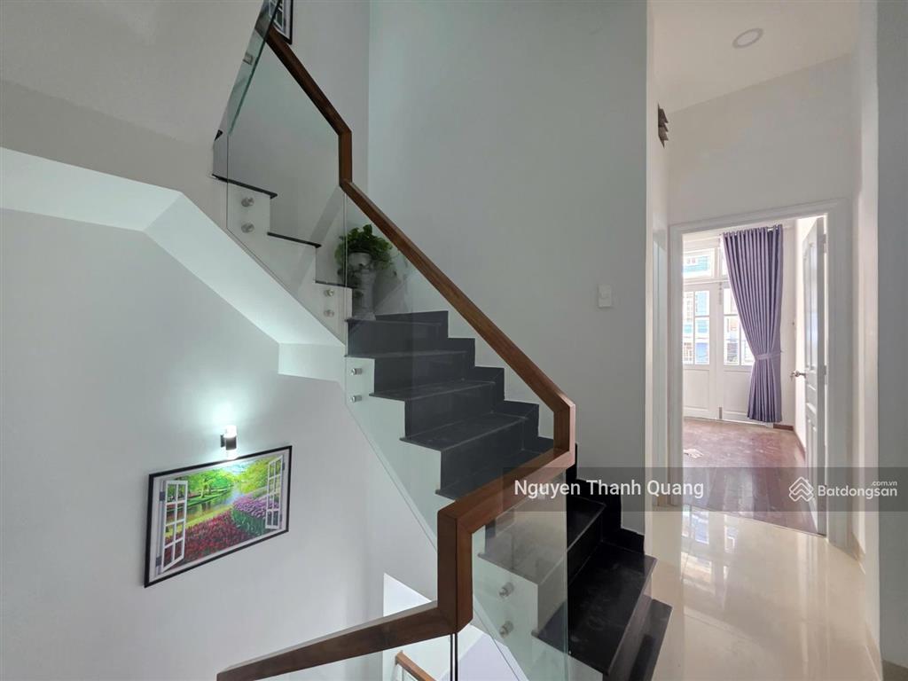 Nhà thiết kế đẹp nha trang mặt đường vùng lõi trung tâm 9,790 tỷ