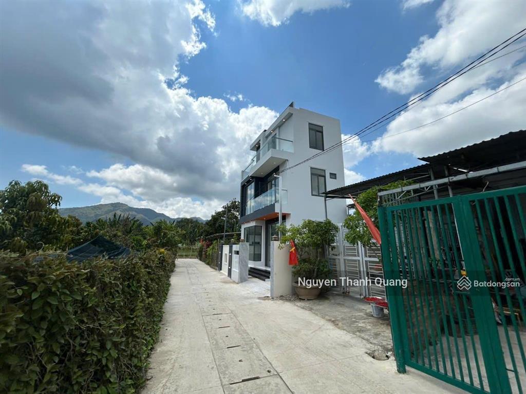Bán nhà mới đẹp phú ân nam  diên an