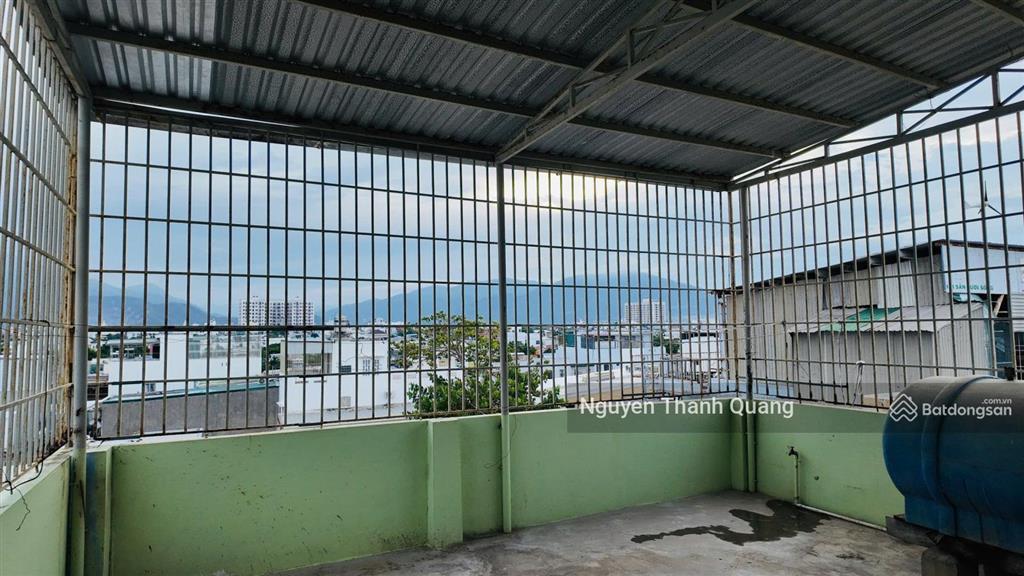 Bán căn nhà đường lê hồng phong tặng bản vẽ thiết kế cải tạo, view trực diện ra biển