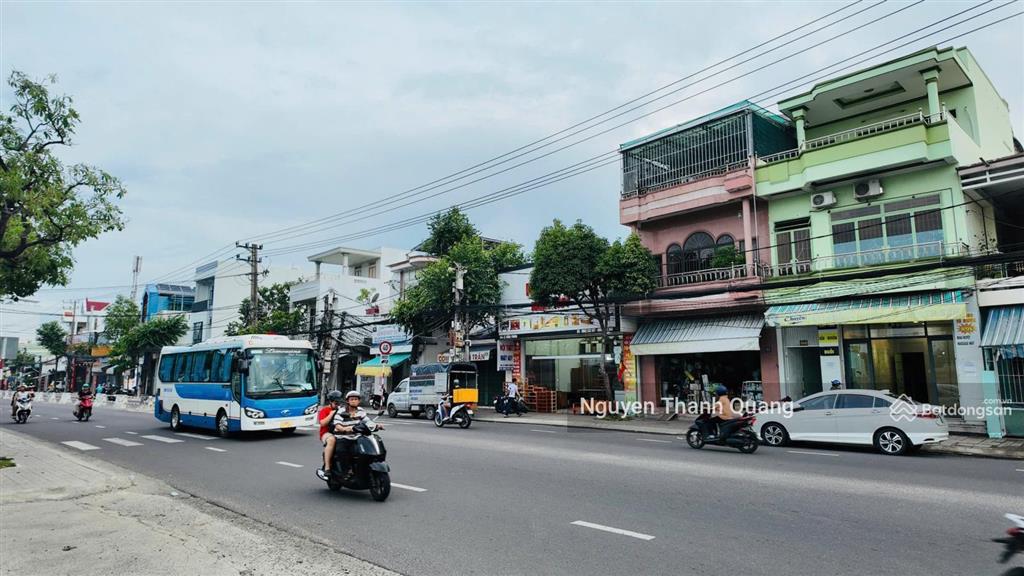 Bán căn nhà đường lê hồng phong tặng bản vẽ thiết kế cải tạo, view trực diện ra biển