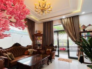 Biệt thự kdt phước long có sổ và có thang máy