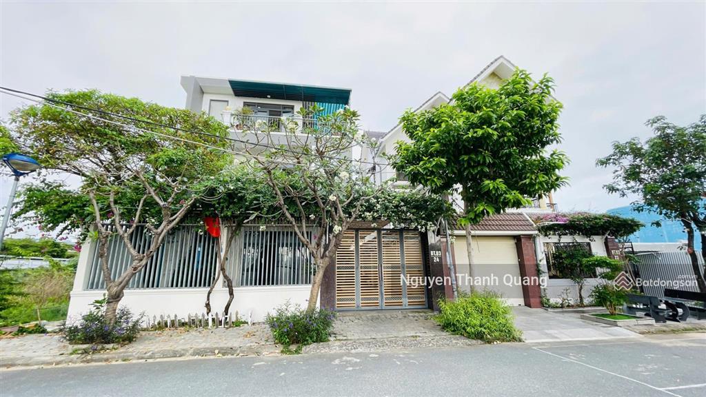 Biệt thự kdt phước long có sổ và có thang máy