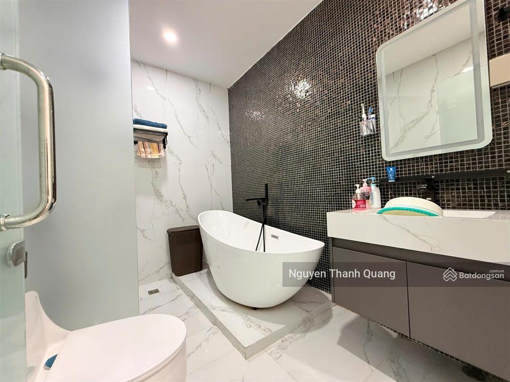 Nhà phố 2 mặt tiền trung tâm nha trang đẹp như villa, chỉ 13,9 tỷ