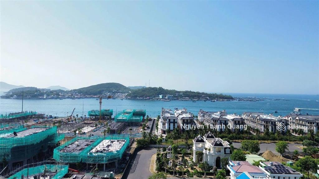 Nhà ngay bãi tắm biển nha trang, đầy vừa ở vừa khai thác dòng tiền từ hệ sinh thái du lịch vinpearl
