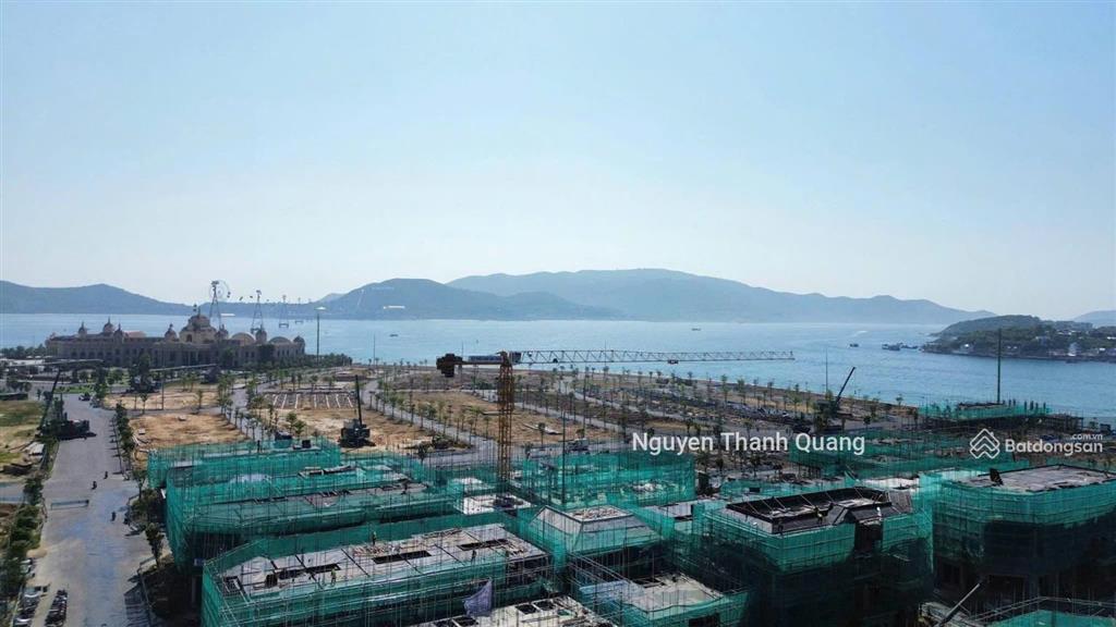 Nhà ngay bãi tắm biển nha trang, đầy vừa ở vừa khai thác dòng tiền từ hệ sinh thái du lịch vinpearl