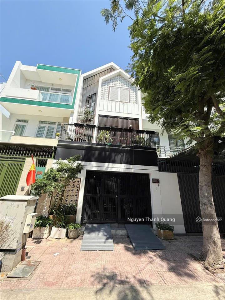 Bán nhà đã có sổ 3 tầng đường số 8 khu đô thị lê hồng phong 1, phước hải, nha trang
