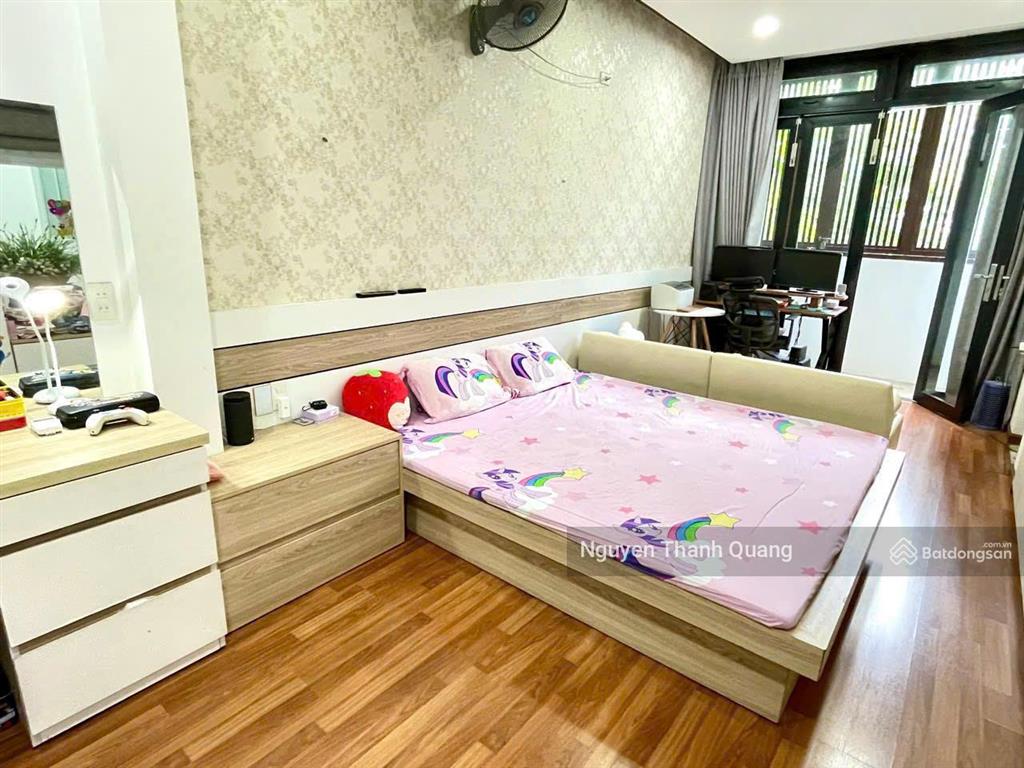 Bán nhà đã có sổ 3 tầng đường số 8 khu đô thị lê hồng phong 1, phước hải, nha trang