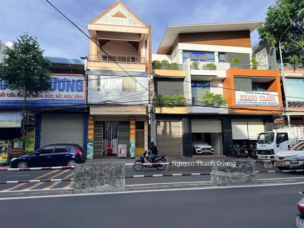 Nhà hẻm ô tô tránh nhau tttp nha trang 5,5 tỷ
