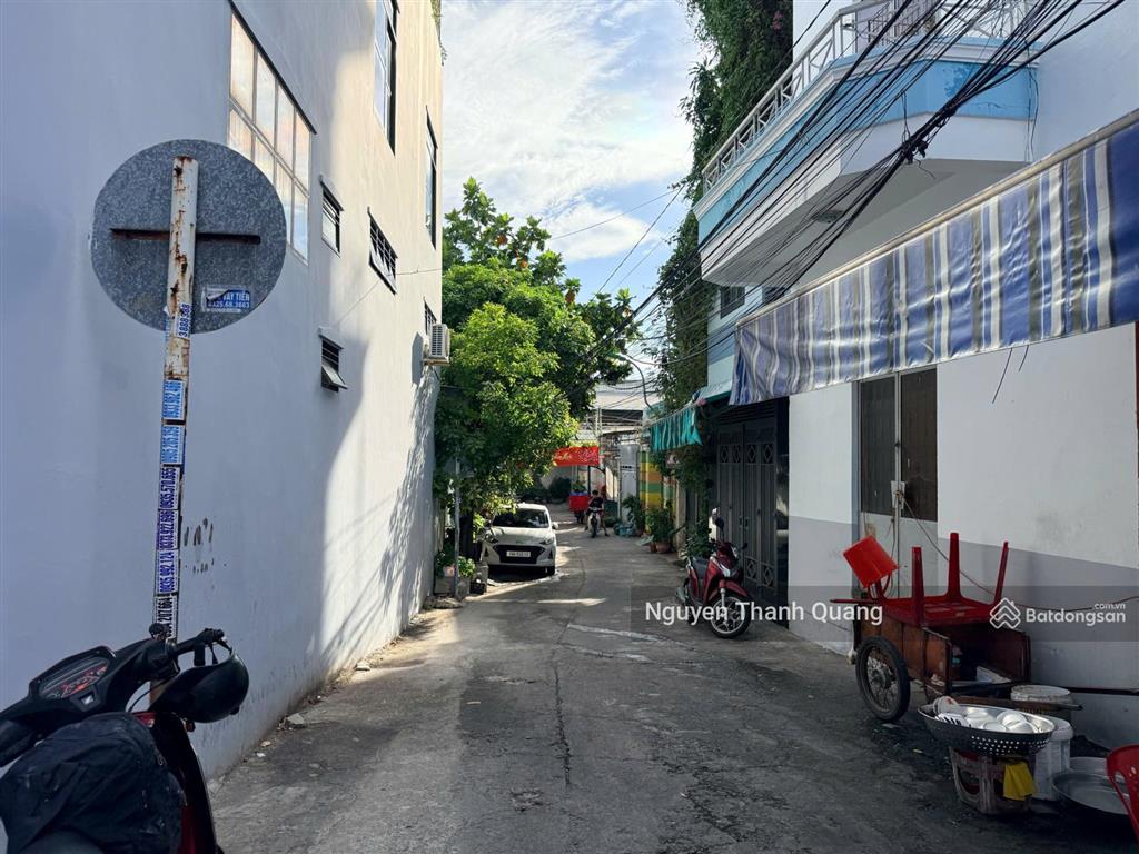 Nhà hẻm ô tô tránh nhau tttp nha trang 5,5 tỷ