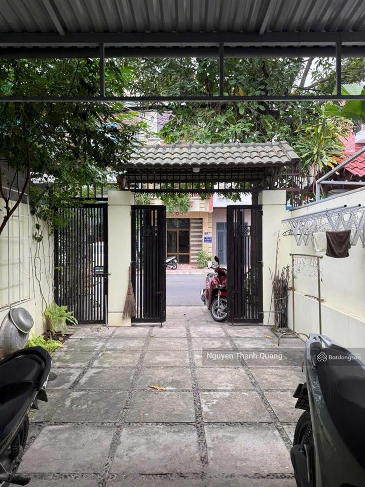 Nhà 2 mặt tiền đường nguyễn thị định, nhà 2 tầng + 1 tum đẹp khu phước long gần sân bay cũ
