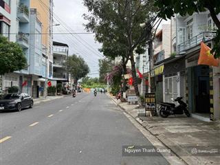Nhà 2 mặt tiền đường nguyễn thị định, nhà 2 tầng + 1 tum đẹp khu phước long gần sân bay cũ