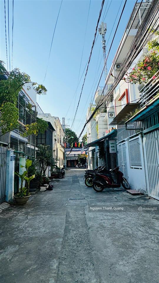 Nhà 3 tầng hẻm ô tô đường nguyễn thị minh khai.
cách bãi tắm biển trần phú hơn 1km