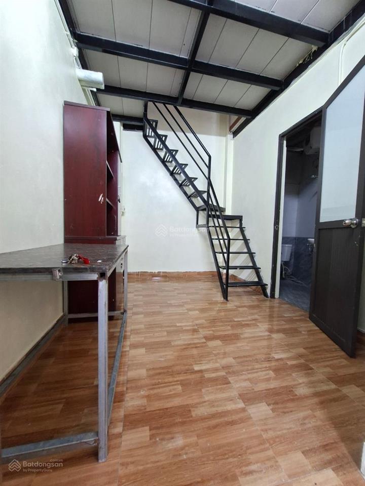 Chỉ 990 triệu sở hữu nhà riêng phố ngọc thụy, bồ đề