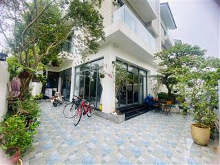 Bán biệt thự lô góc sát vườn hoa, canh công viên, kinh doanh,vp đỉnh 180m2, 4t, full nội thất,35tỷ